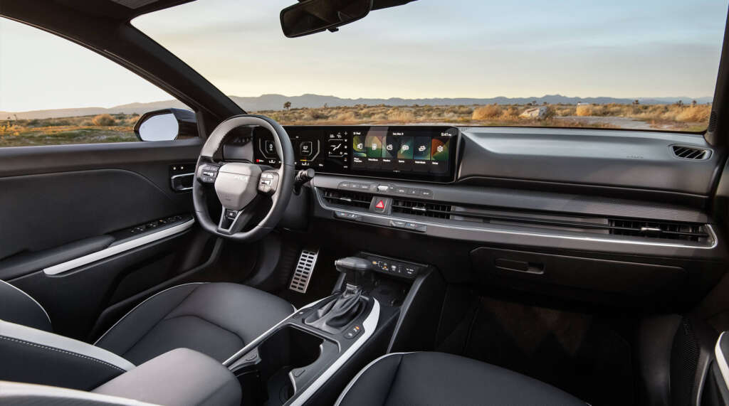 2025 Kia K4 hatchback