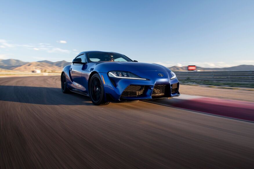 2025 Toyota GR Supra vs Nissan Z Nismo
