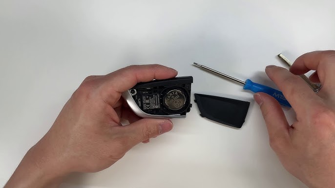 How to Change a BMW Key Fob Battery in 5 Minutes (With Photos)