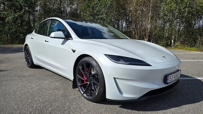 2025 Tesla Model 3 Highland