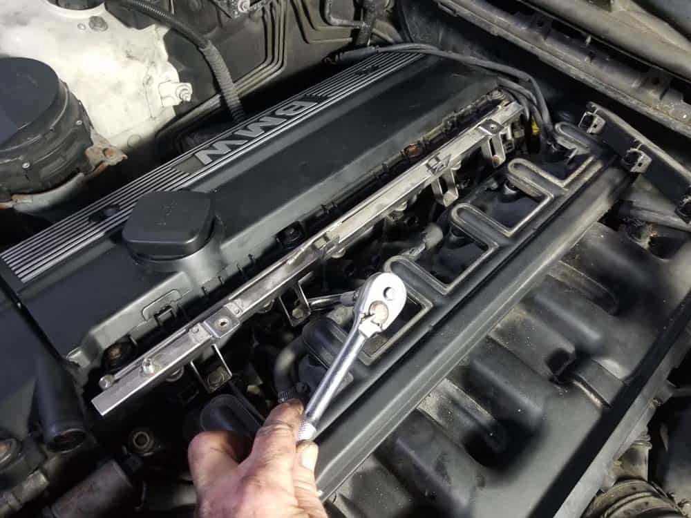 How to Remove BMW Junction Box from Intake Manifold