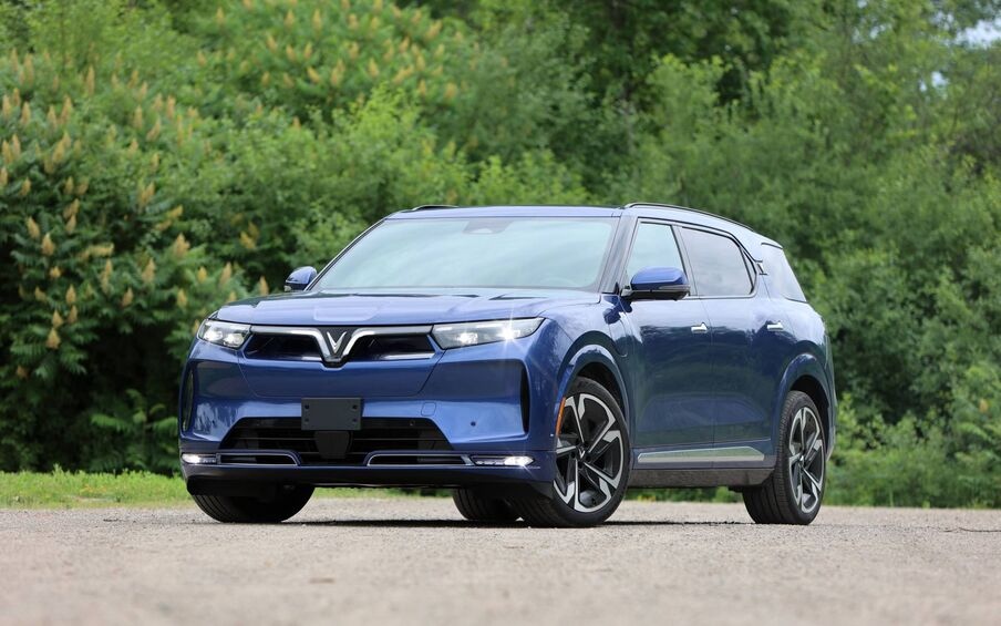 2025 VinFast VF 9