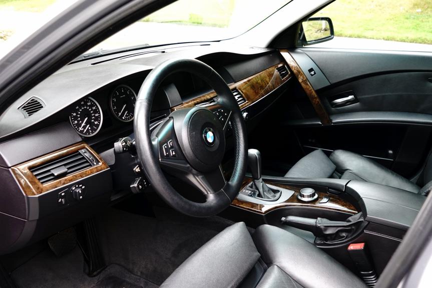 2007 BMW 525i