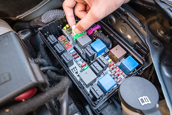 How to Tell if a Car Fuse is Blown
