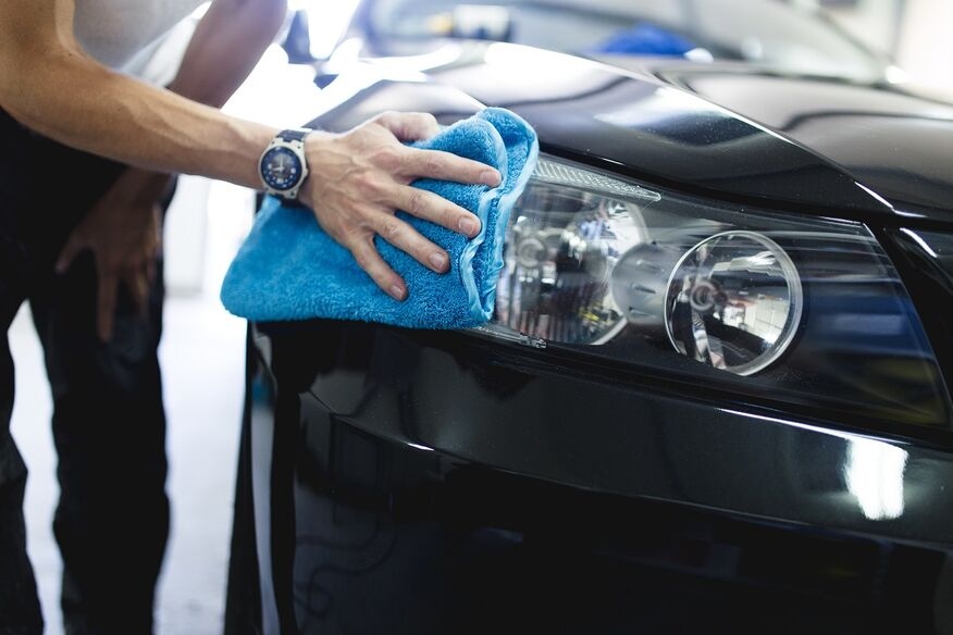 Cleaning Car Headlights